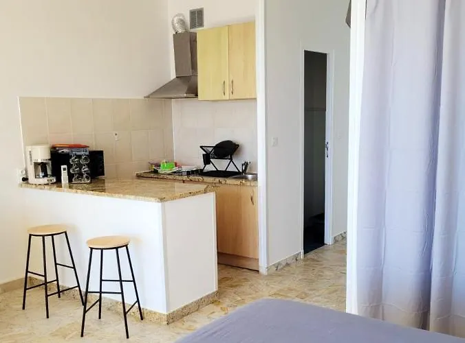 Avec Vue à - 30 M² Avec Accès